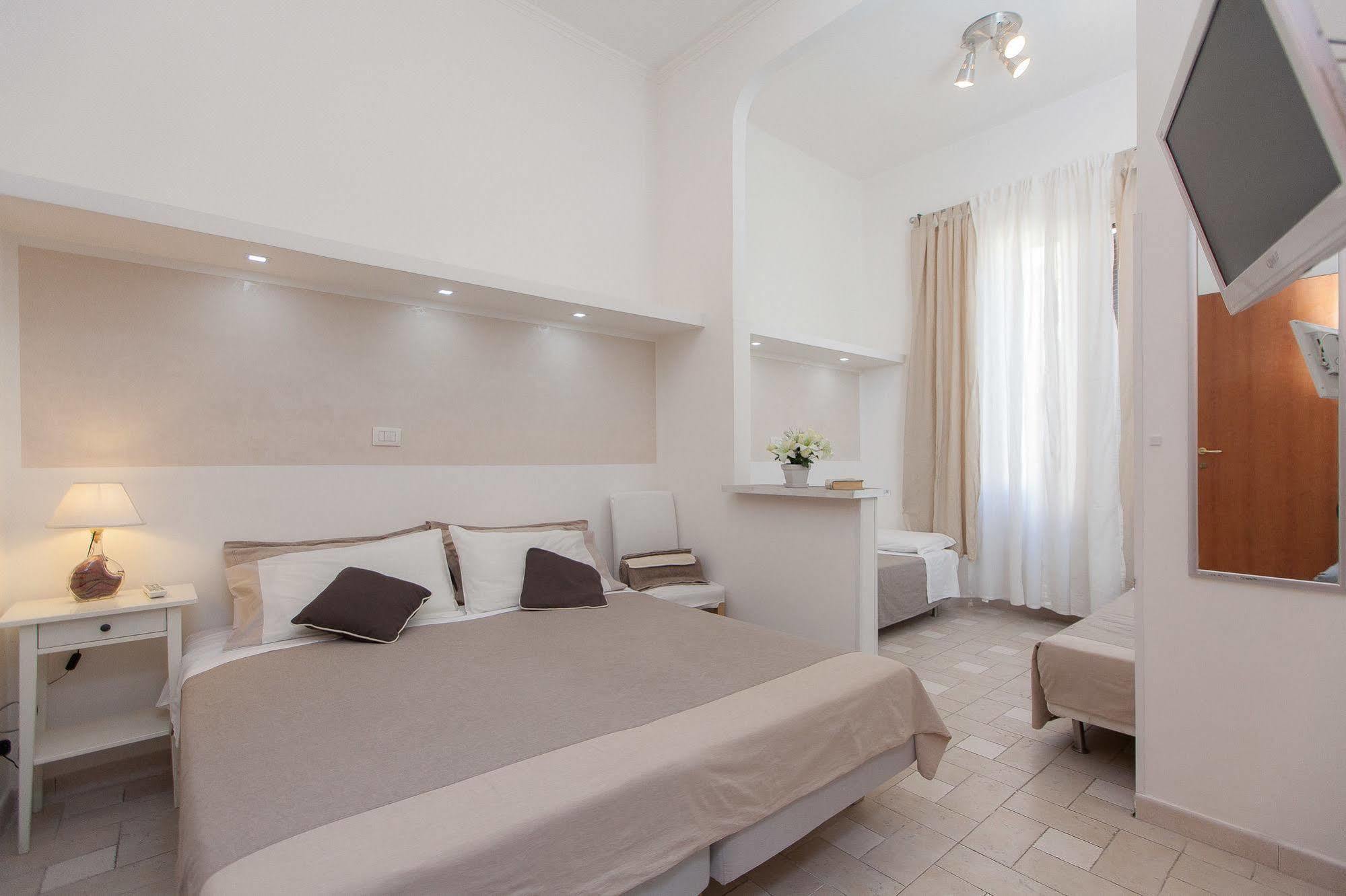 Hotel San Peter Angels Roma Esterno foto