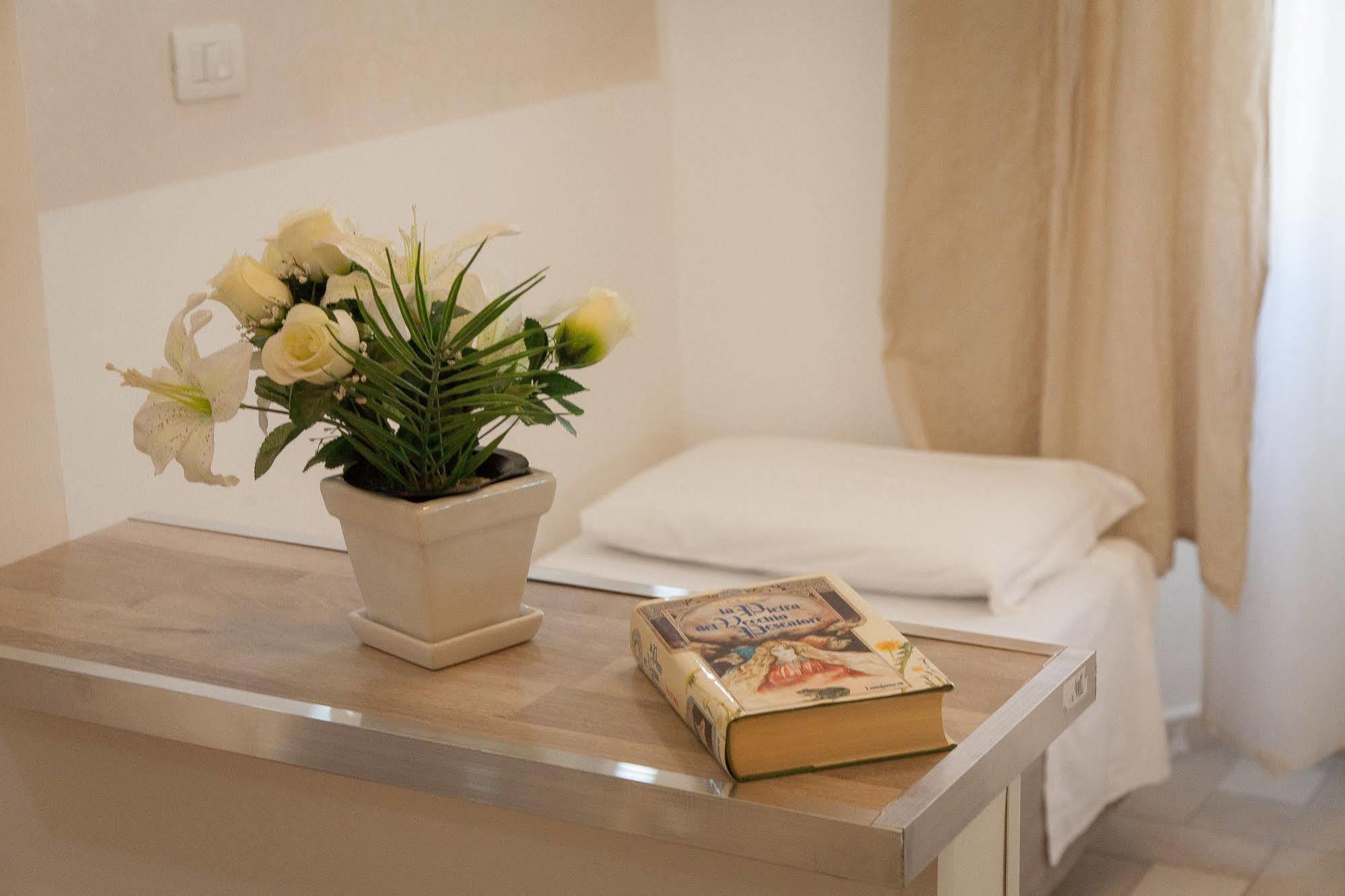 Hotel San Peter Angels Roma Esterno foto